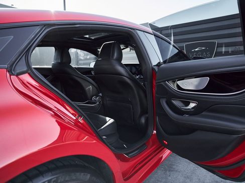 Used 2019 Mercedes-Benz AMG GT 53 image 26