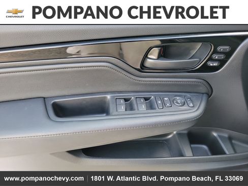 Used 2025 Honda Odyssey Touring image 17