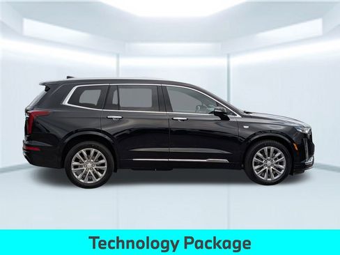 Used 2023 Cadillac XT6 Premium Luxury w/ Technology Package image 8