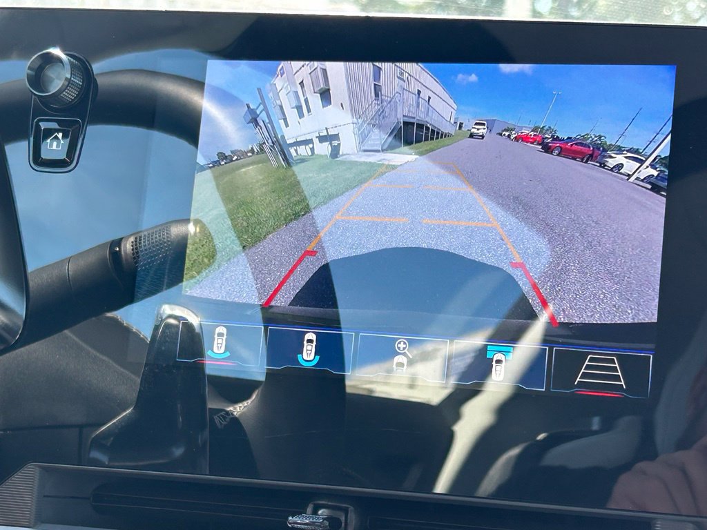 Used 2025 Chevrolet Corvette Stingray Premium Cpe w/ 3LT RWD image 33