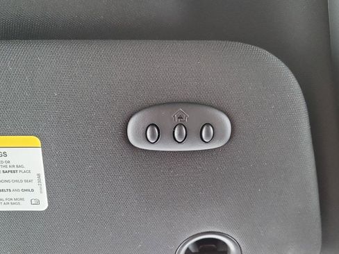 Used 2019 Dodge Grand Caravan GT image 36