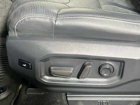 Used 2024 Toyota Tundra Capstone AWD/4WD image 15