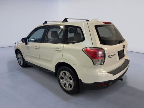 Used 2018 Subaru Forester 2.5i image 5