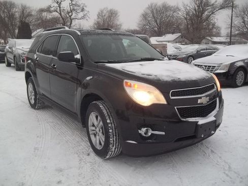 Used 2012 Chevrolet Equinox LT image 2