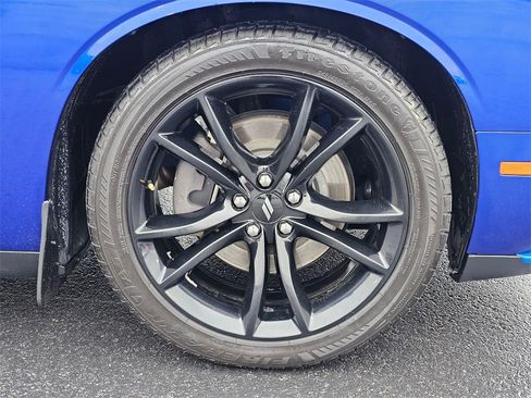 Used 2018 Dodge Challenger SXT Plus image 27