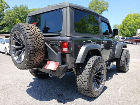 Used 2023 Jeep Wrangler Sport AWD/4WD image 8