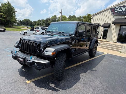 Used 2023 Jeep Wrangler Unlimited w/ Cold Weather Group AWD/4WD image 7