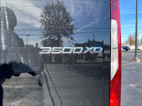 Used 2024 Mercedes-Benz Sprinter 3500 image 11