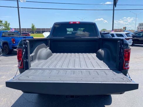 Used 2026 RAM 2500 Big Horn AWD/4WD image 23