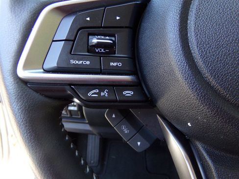 Used 2023 Subaru Forester Limited AWD/4WD image 39