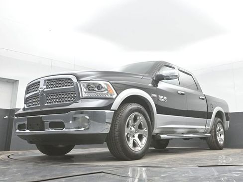 Used 2016 RAM 1500 Laramie w/ Convenience Group AWD/4WD image 42