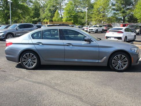 Used 2019 BMW 530i xDrive w/ Convenience Package AWD/4WD image 10