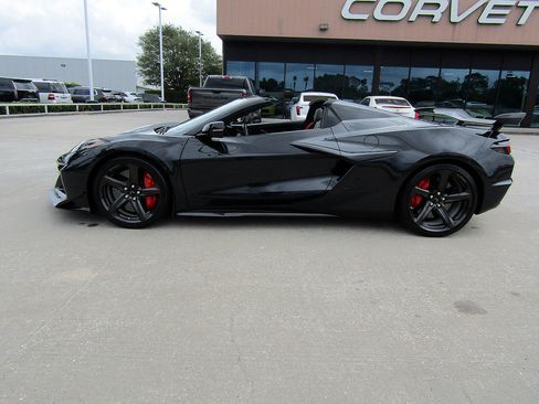 Used 2024 Chevrolet Corvette Z06 image 8