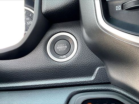 New 2026 RAM 1500 4x4 Crew Cab image 25