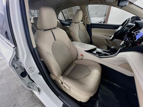 Used 2023 Toyota Camry LE FWD image 30