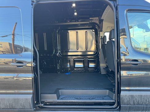 New 2026 Ford Transit 250 148 Medium Roof Extended AWD image 28