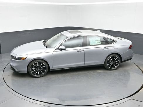 Used 2025 Honda Accord Touring image 33