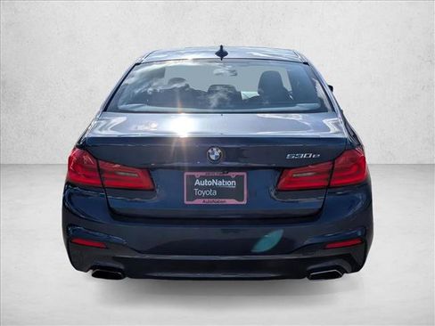 Used 2018 BMW 530e image 6