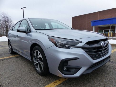 Used 2023 Subaru Legacy Premium AWD/4WD image 12