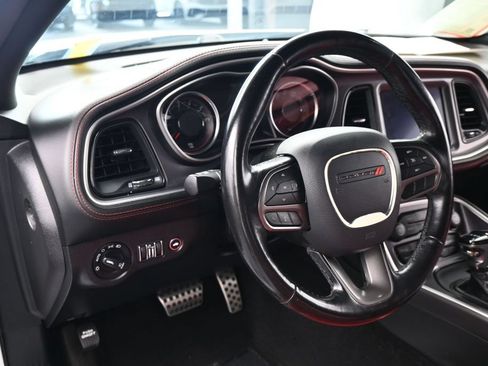 Used 2020 Dodge Challenger SXT w/ Plus Package RWD image 15