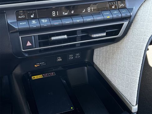 New 2026 Toyota Camry XLE image 18