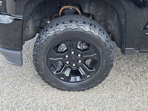 Certified 2018 Chevrolet Silverado 1500 LTZ Z71 w/ LTZ Plus Package AWD/4WD image 7