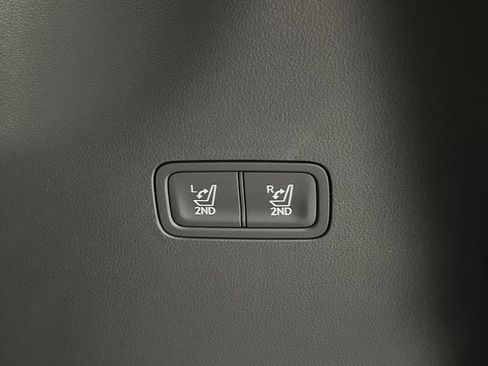 Used 2025 Hyundai Santa Fe Calligraphy image 17