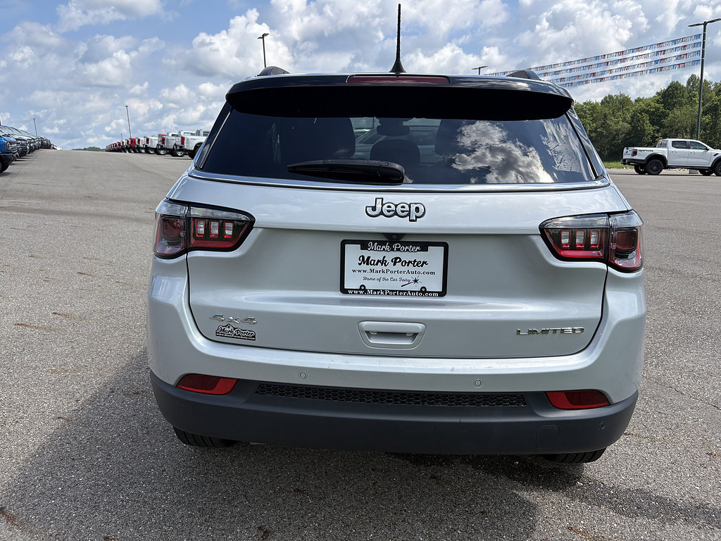 Used 2025 Jeep Compass Limited AWD/4WD image 4