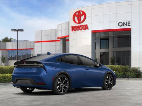 New 2026 Toyota Prius Plug-In Hybrid FWD image 43