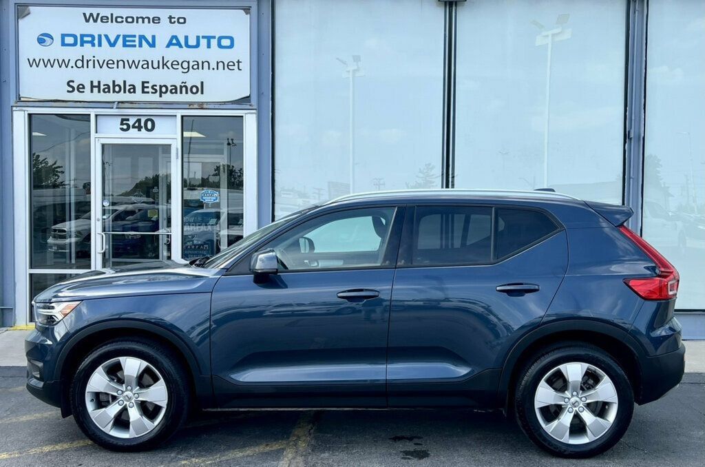 Used 2021 Volvo XC40 T4 Momentum FWD image 33