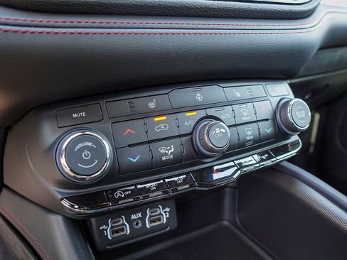 New 2025 Dodge Durango GT w/ Blacktop Package image 29