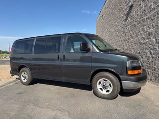 Used 2003 GMC Savana 1500 Passenger w/ Sle Preferred Equipment Group video 1