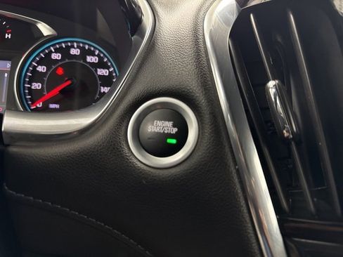 Used 2023 Chevrolet Traverse LT w/ LPO, Floor Liner Package image 14