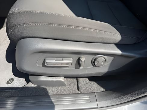 Used 2024 Honda CR-V EX image 23