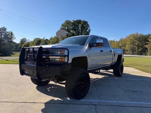 Used 2016 Chevrolet Silverado 2500 LTZ w/ Duramax Plus Package image 3