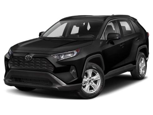 Used 2021 Toyota RAV4 XLE FWD image 1