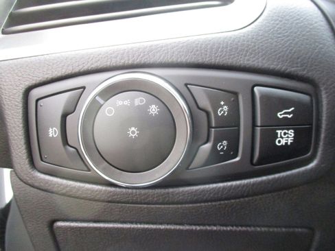 Used 2024 Ford Edge SEL w/ Convenience Package image 30