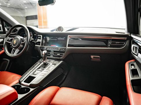 Certified 2021 Porsche Macan S AWD/4WD image 52