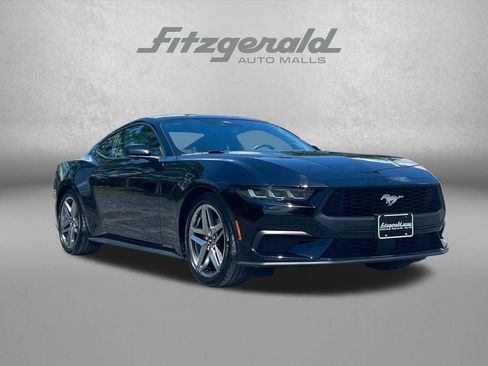Used 2024 Ford Mustang Coupe RWD image 1