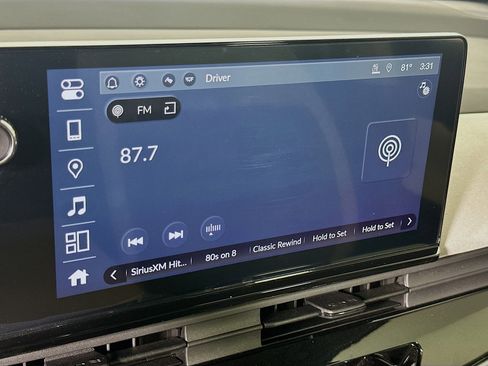 Used 2024 Honda Prologue EX image 21