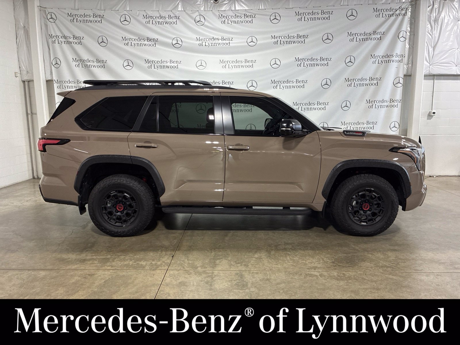 Used 2025 Toyota Sequoia TRD Pro AWD/4WD image 2