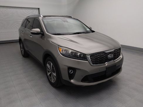 Used 2019 Kia Sorento EX w/ EX Touring Package FWD image 13