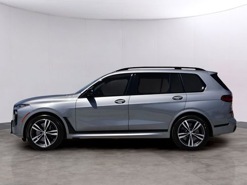 Used 2025 BMW X7 M60i AWD/4WD image 4