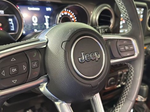 Used 2023 Jeep Wrangler Sahara image 25