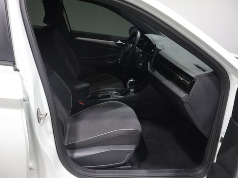 Used 2025 Volkswagen Jetta Sport FWD image 22