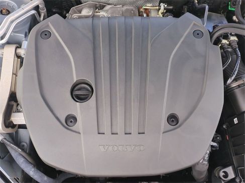 Used 2024 Volvo S60 B5 Core image 24