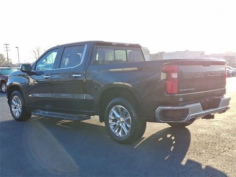 Used 2019 Chevrolet Silverado 1500 LTZ w/ LTZ Premium Package image 7