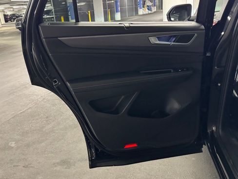 New 2026 Volkswagen Atlas Cross Sport SE image 21