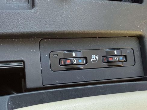 Used 2011 Lexus RX 350 AWD image 25