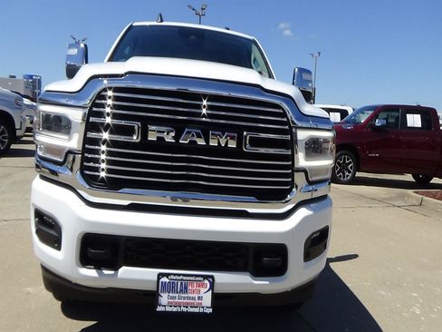 Certified 2024 RAM 2500 Laramie w/ Safety Group AWD/4WD image 3